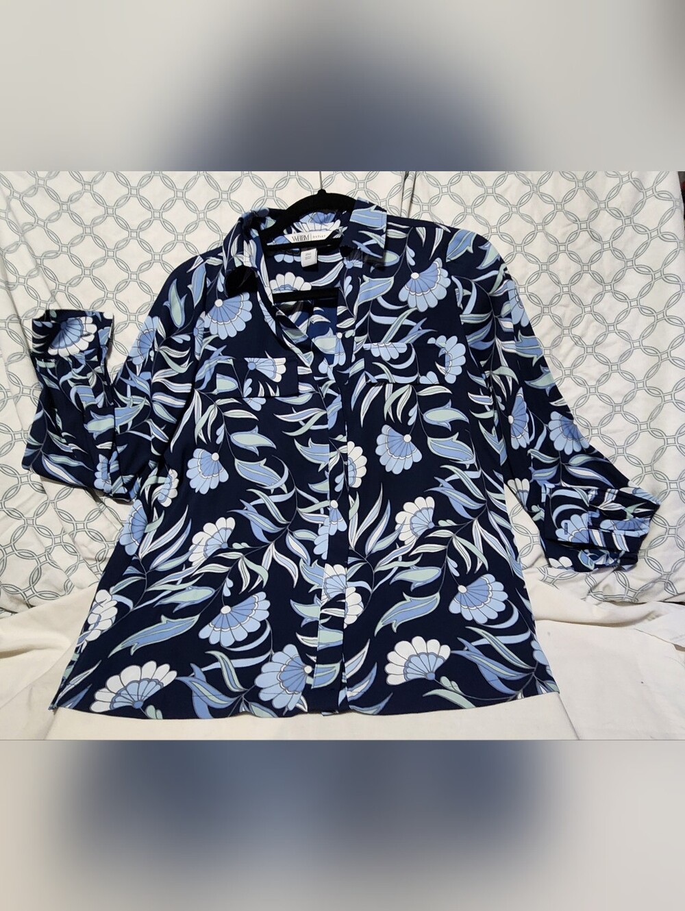 Navy Floral Button-Front Women's Blouse, Xs